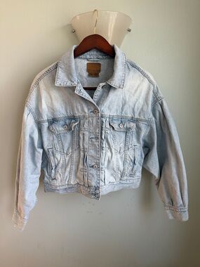 American Eagle Outfitters Light Blue Denim Jacket